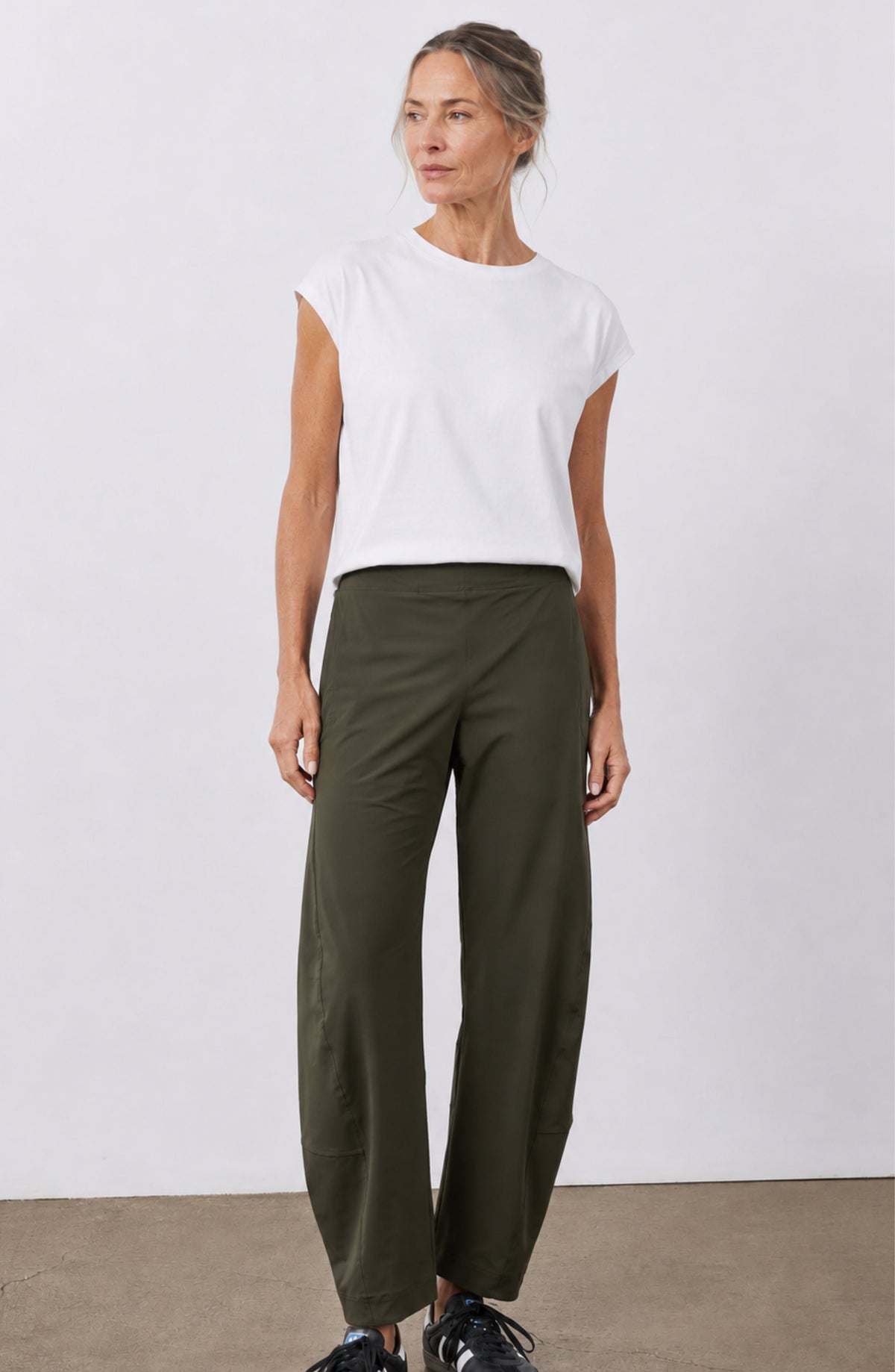 Pantalón Bruna — Barrel fit de cintura alta