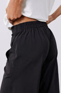 Pantalón Bruna — Barrel fit de cintura alta