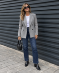 Blazer Elsa gris con mangas de punto