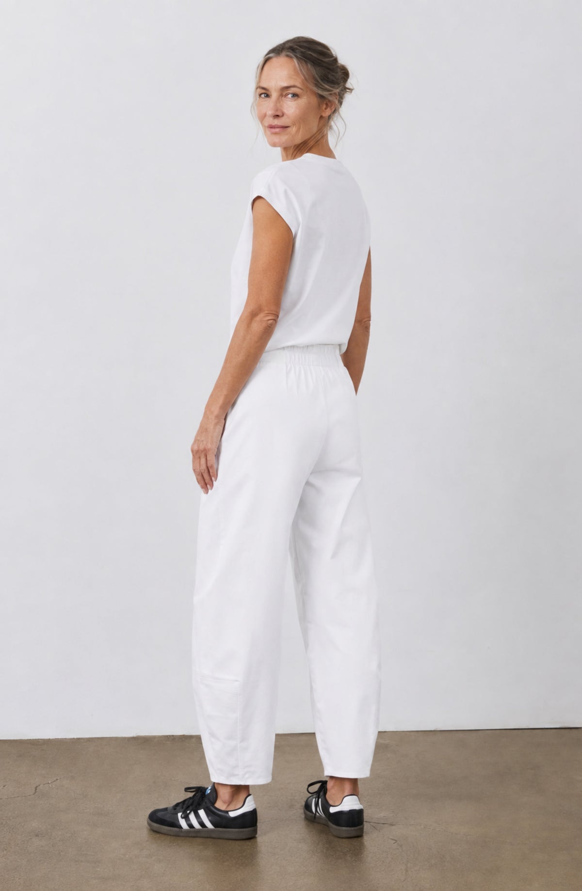 Pantalón Bruna — Barrel fit de cintura alta