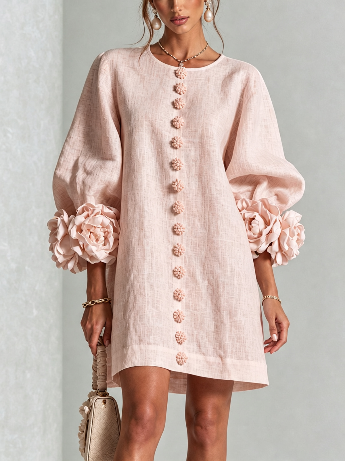 Aura Vestido Mini con Botones Florales