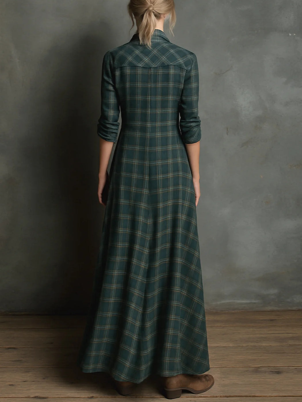 Vestido Manuela — Largo de Cuadros con Escote en V
